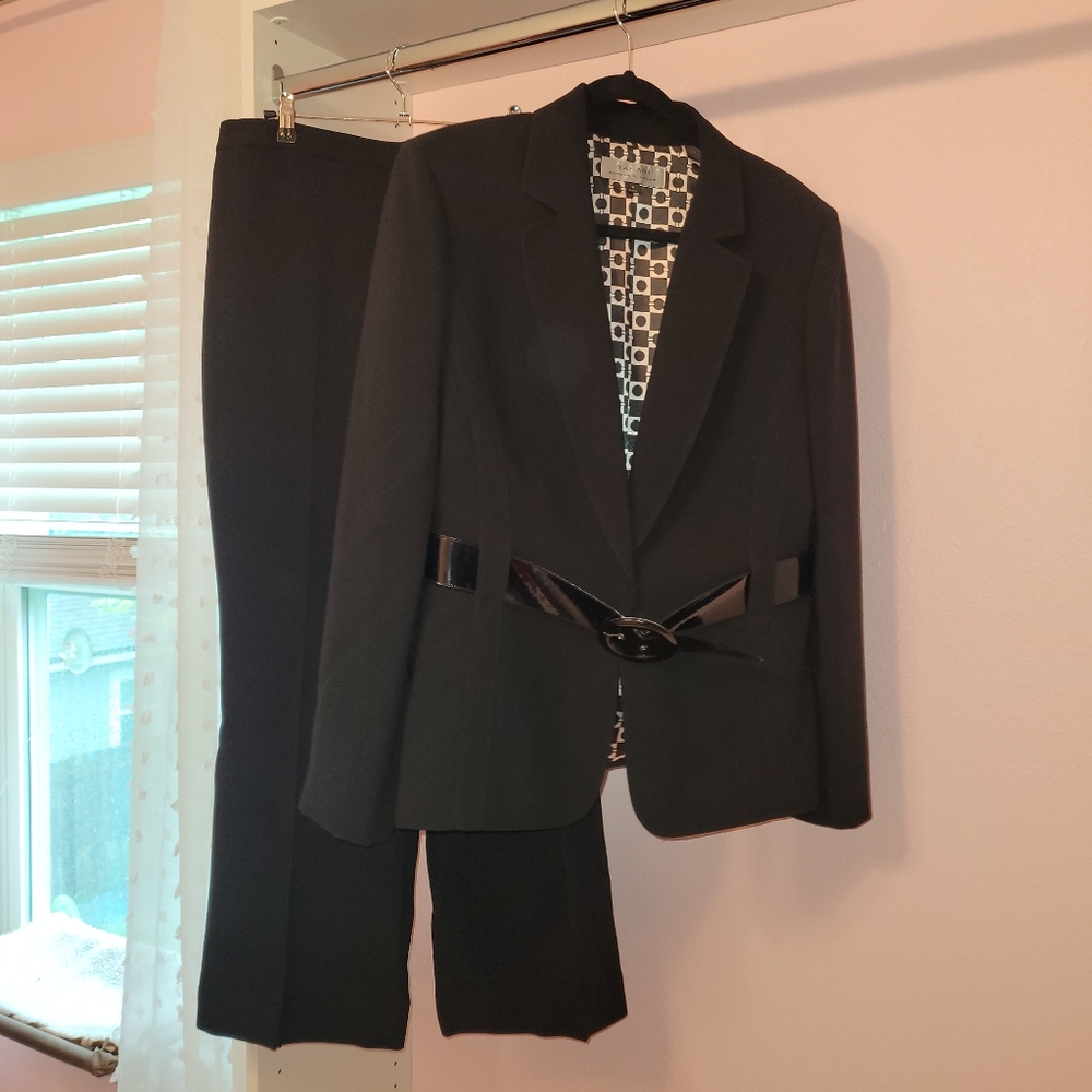 Plus Size Tahari Black Belted Suit Size 16